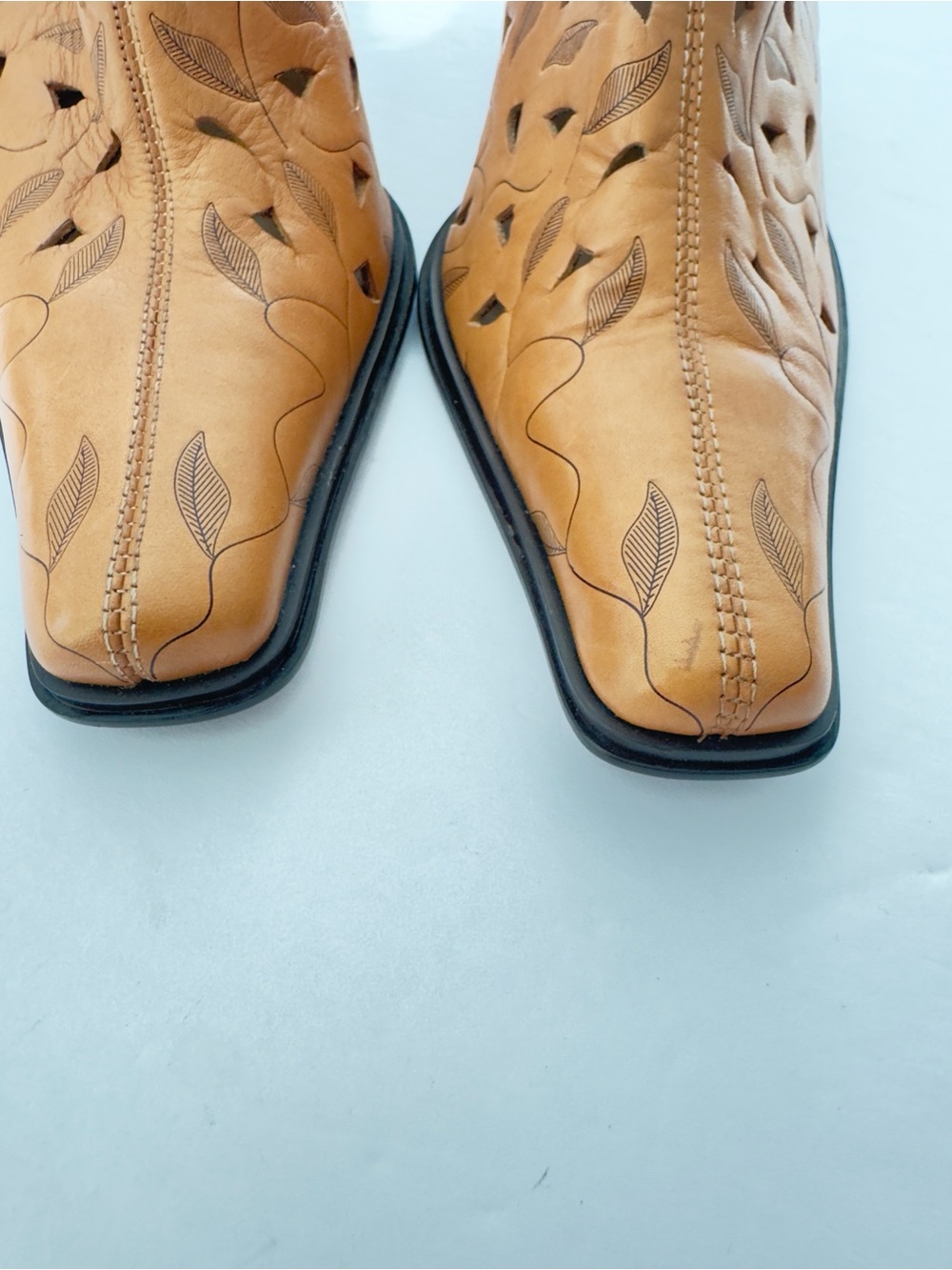 MIA Tan Cutout Leaf-Pattern Leather Slide Mules - Picture 5 of 6